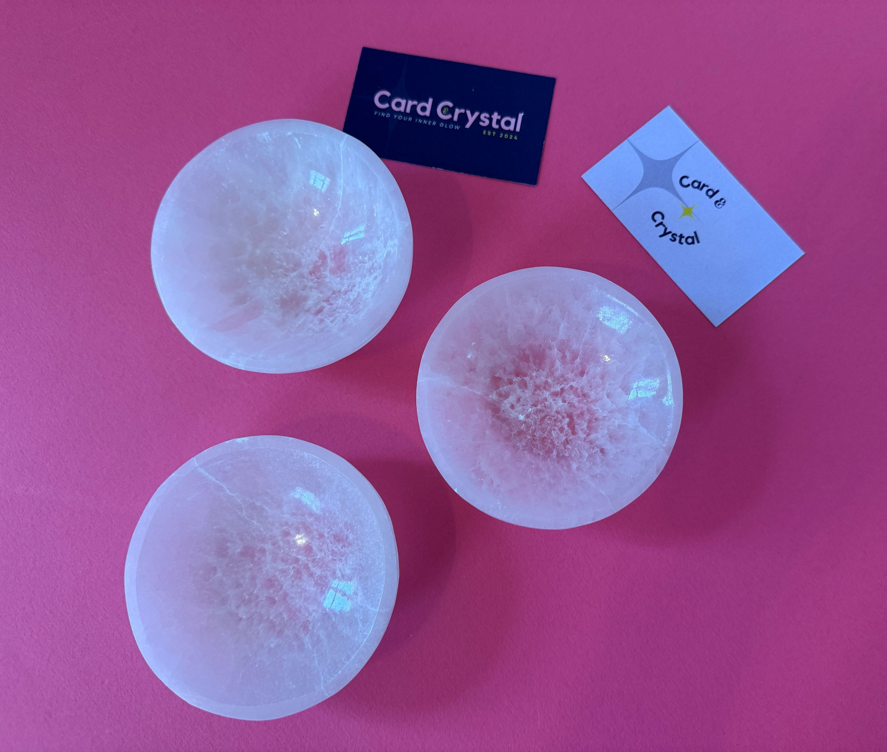 Three crystal bowls on a pink background with 'Card Crystal' branding.
